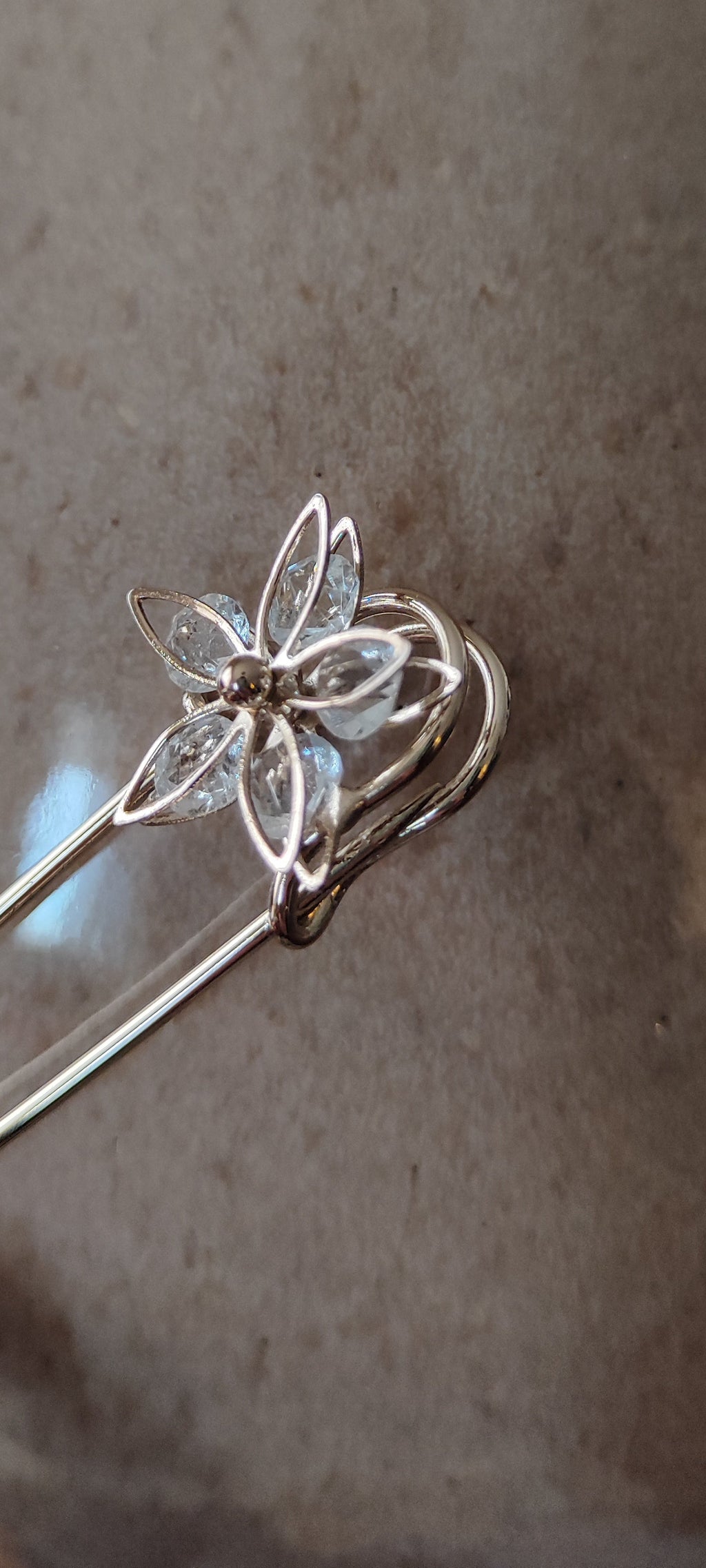 Spilla charm oro