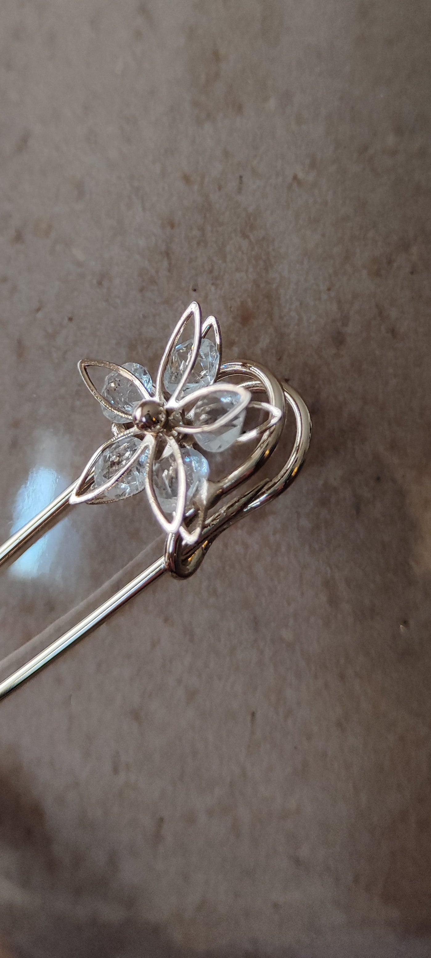 Spilla charm oro