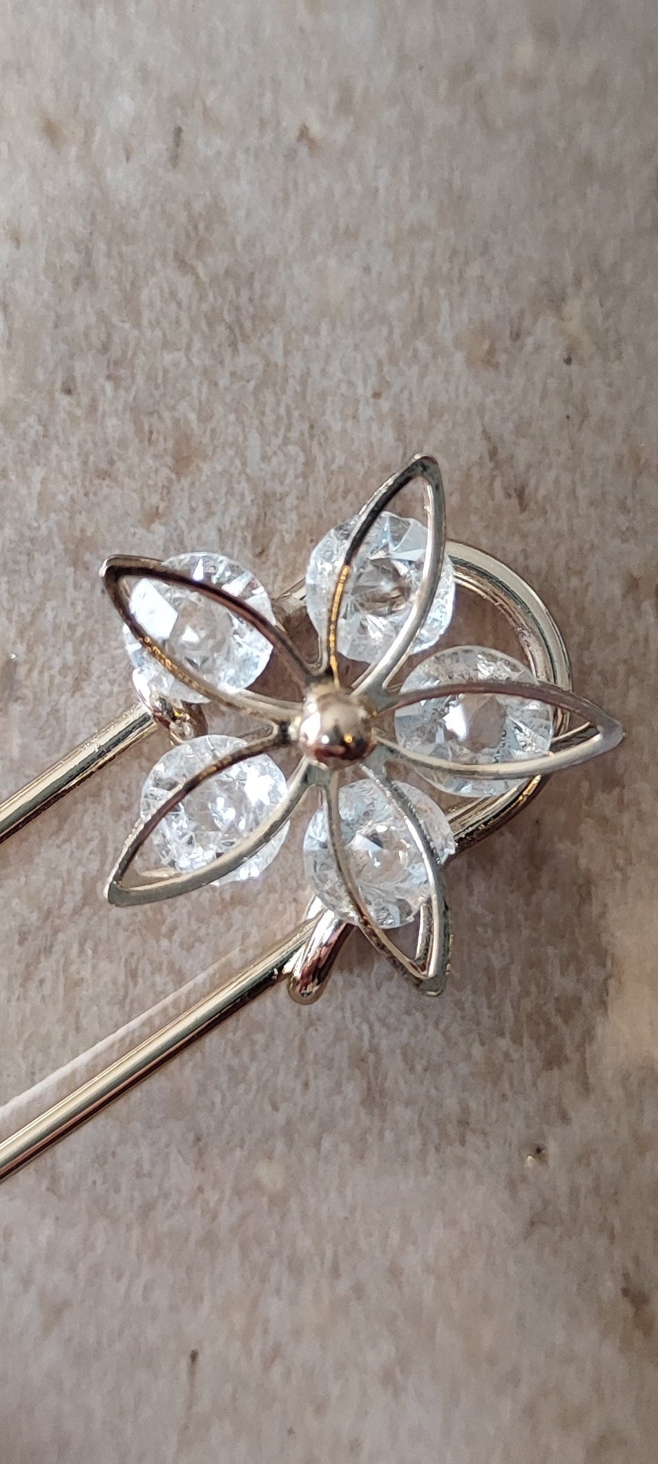 Spilla charm oro