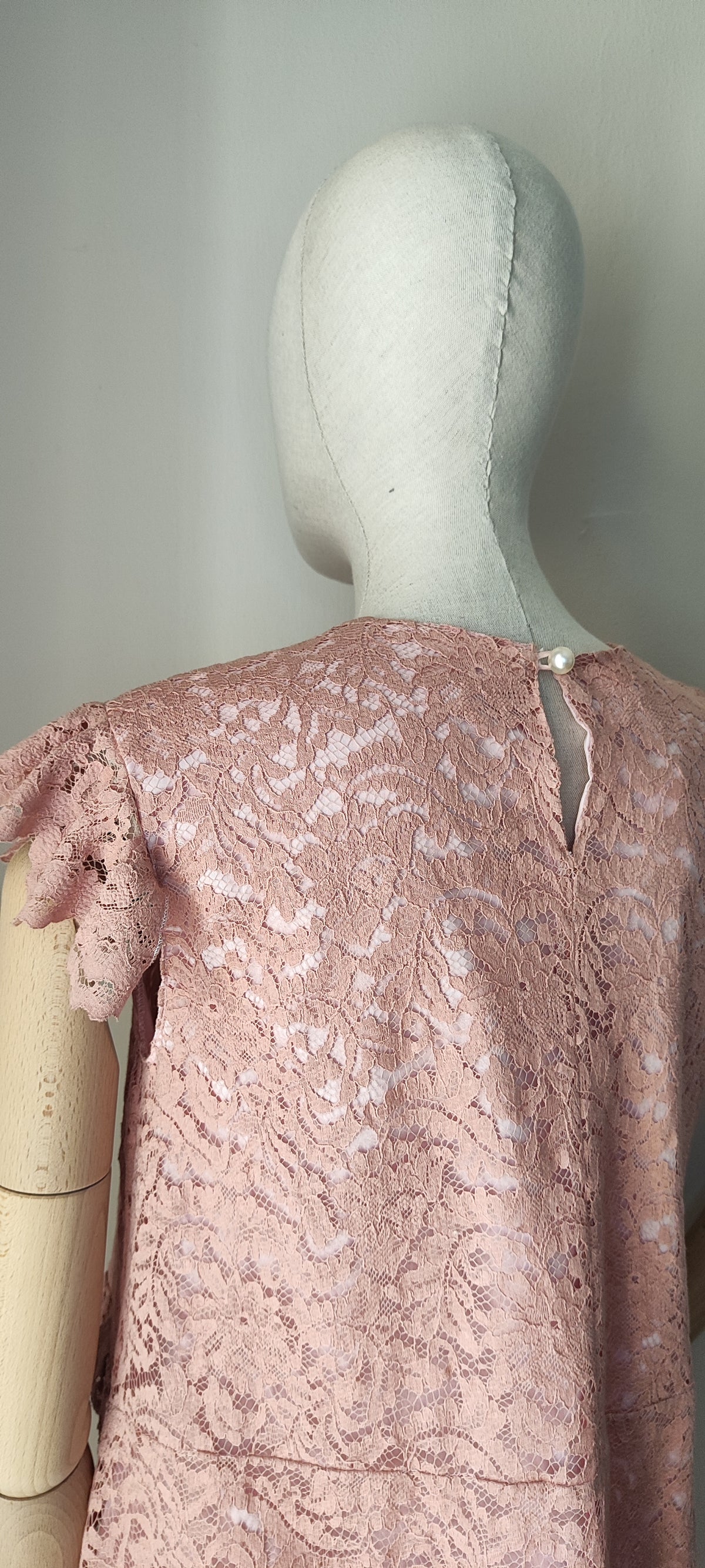 Abito pizzo rosa