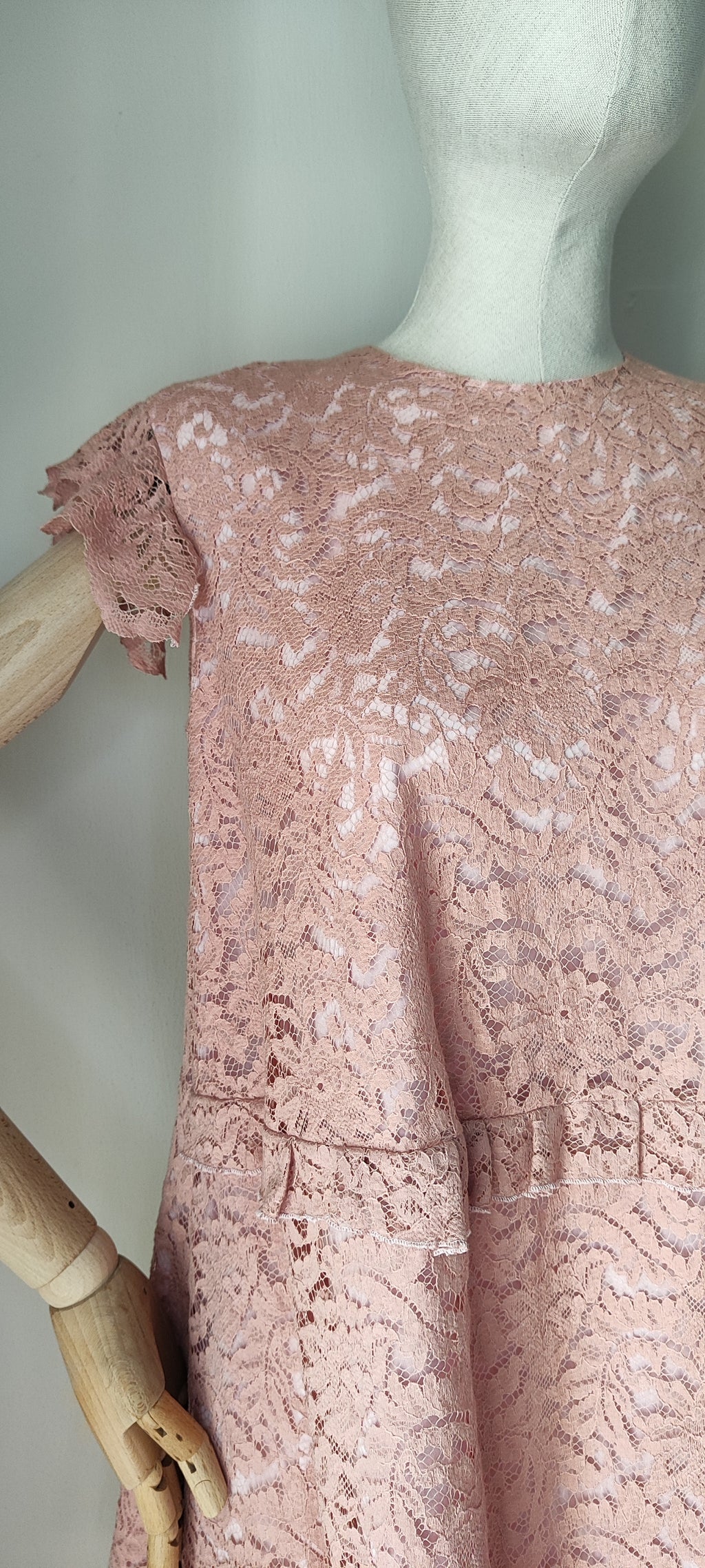 Abito pizzo rosa