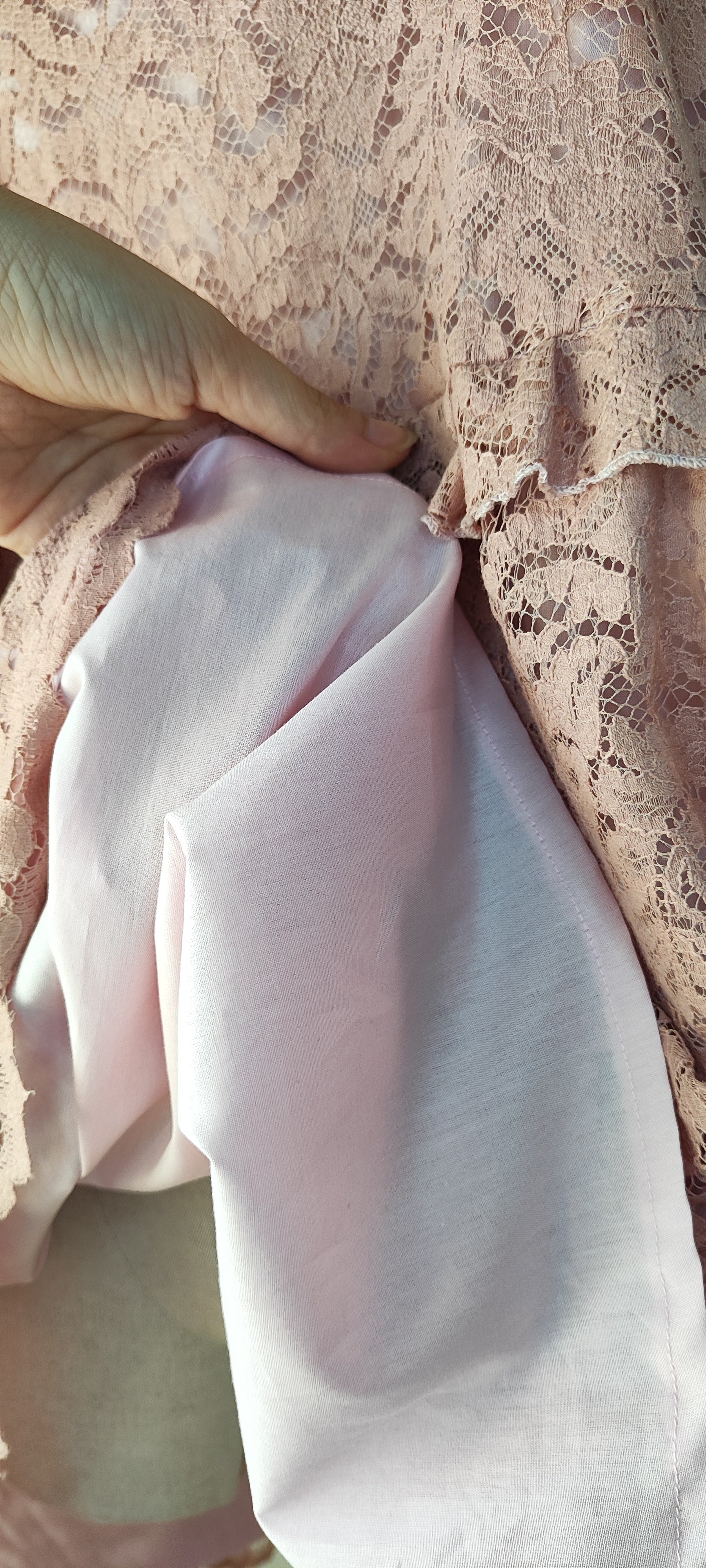 Abito pizzo rosa