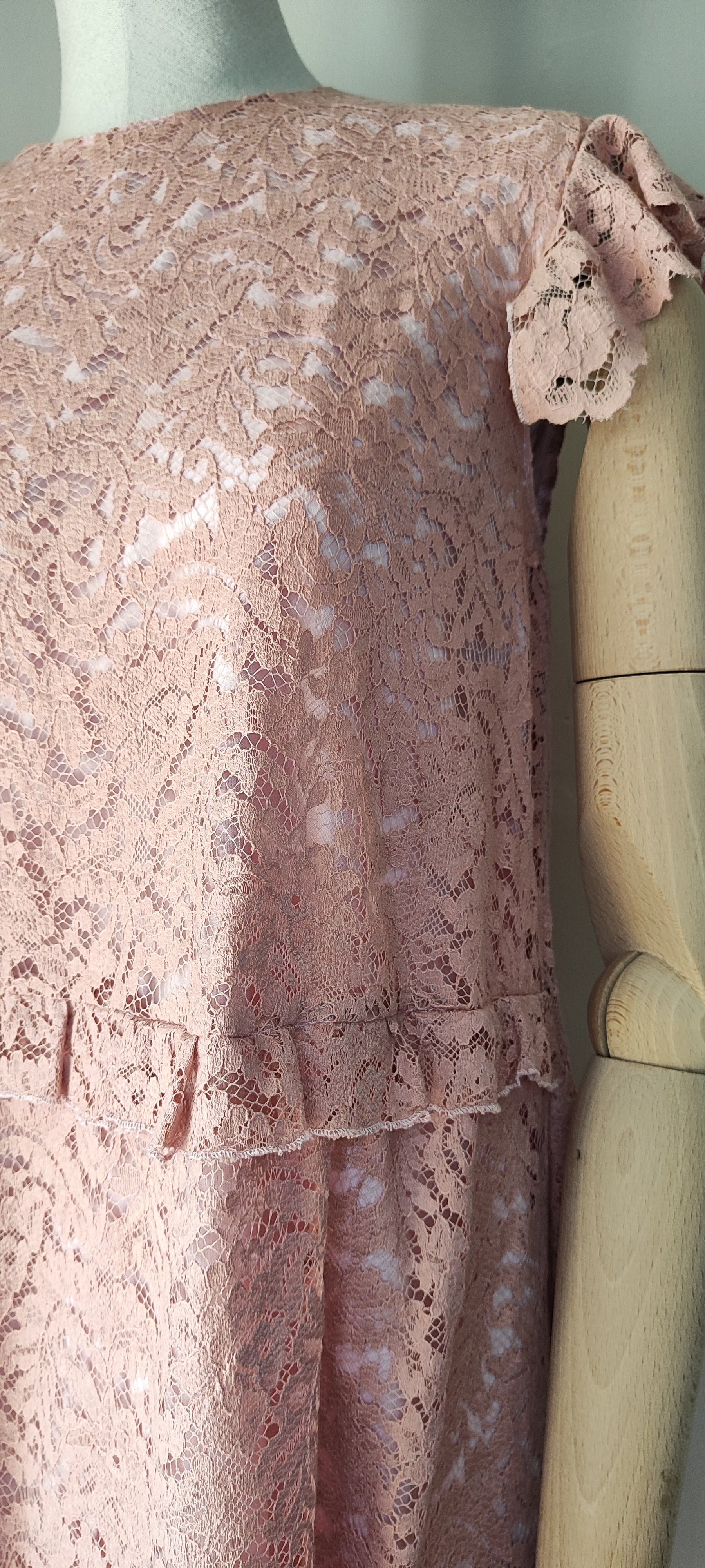 Abito pizzo rosa